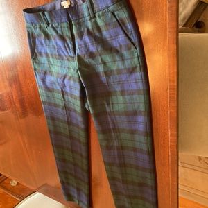 JCrew Blackwatch Tartan Trousers - perfect for the Holidays! 🎄
